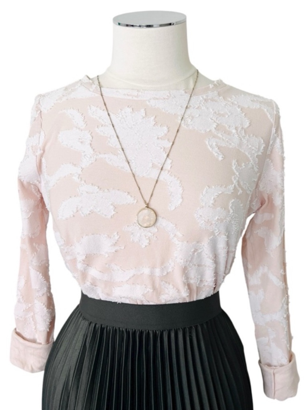 LOFT Blush Pink Cream Floral Textured Lightweight Sweater Sz S Cotton Crewneck